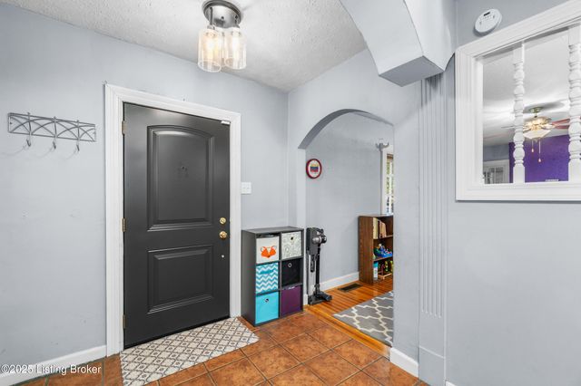 4103 Southern Pkwy, Louisville, KY 40214