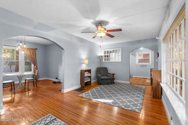 4103 Southern Pkwy, Louisville, KY 40214