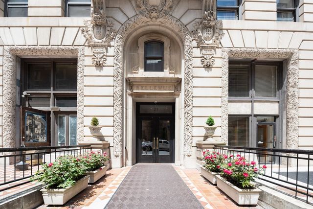 21 Beacon Street 10, Boston, MA 02108