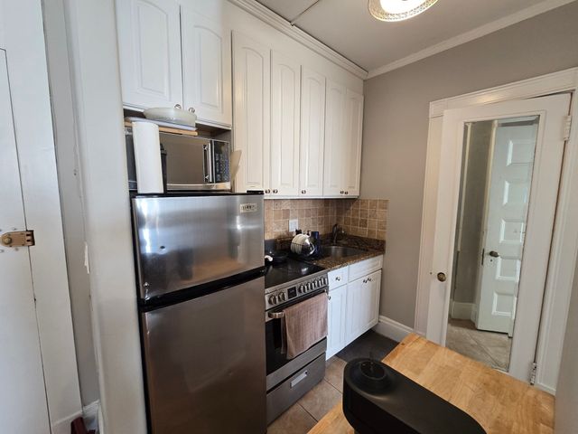 21 Beacon Street 10, Boston, MA 02108