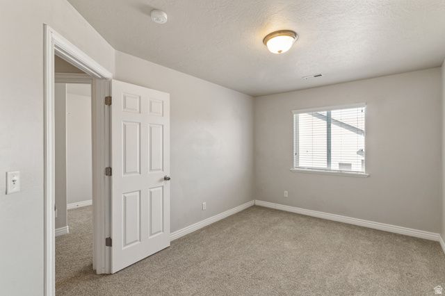 683 W SARATOGA CHASE DR, Saratoga Springs, UT 84045