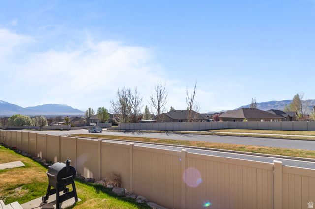 683 W SARATOGA CHASE DR, Saratoga Springs, UT 84045