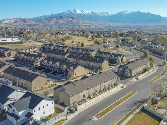 683 W SARATOGA CHASE DR, Saratoga Springs, UT 84045