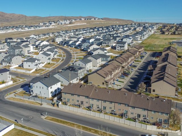 683 W SARATOGA CHASE DR, Saratoga Springs, UT 84045