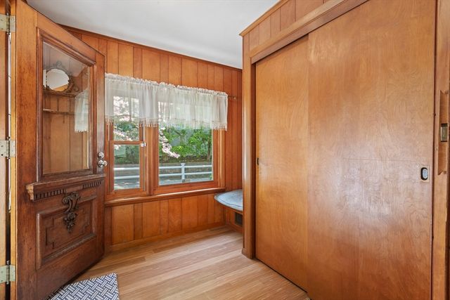 68 High Street, Northbridge, MA 01588