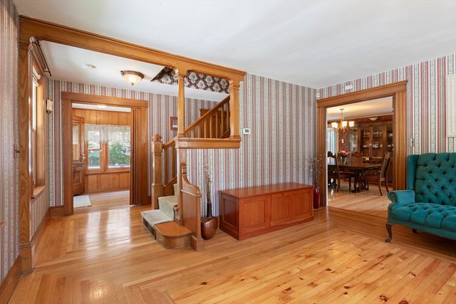 68 High Street, Northbridge, MA 01588