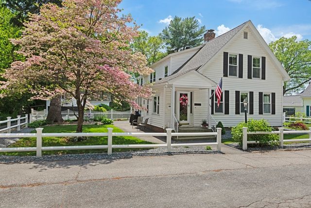 68 High Street, Northbridge, MA 01588