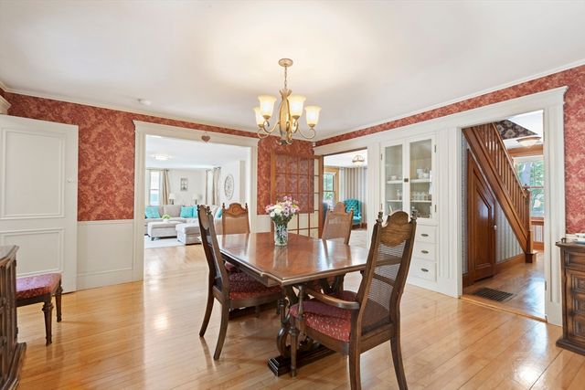 68 High Street, Northbridge, MA 01588