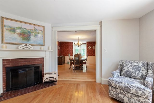 68 High Street, Northbridge, MA 01588