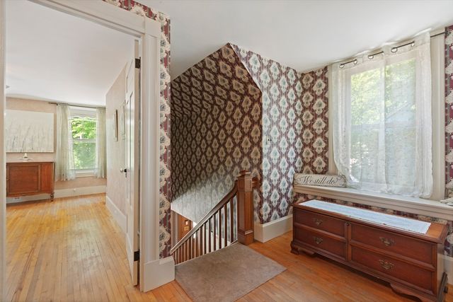 68 High Street, Northbridge, MA 01588