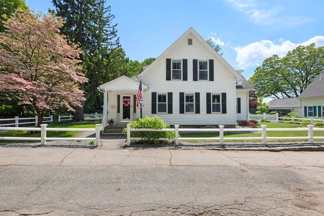 68 High Street, Northbridge, MA 01588