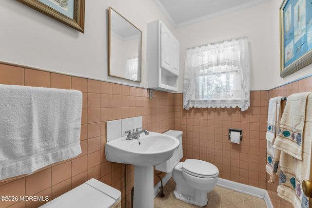 14 Larboard Street, Beachwood, NJ 08722