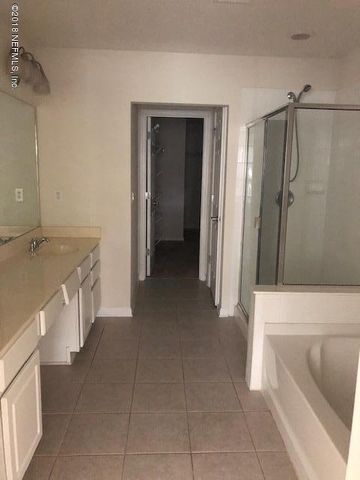 8395 CANNONWOOD Lane, Jacksonville, FL 32216