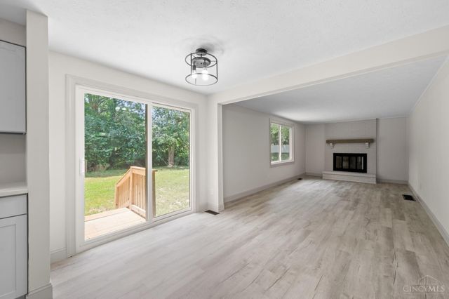 1581 Lemontree Drive, Forest Park, OH 45240
