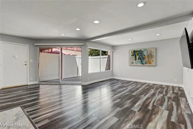 7924 Woodman Avenue 22, Panorama City, CA 91402