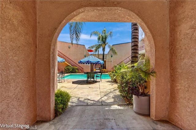 7924 Woodman Avenue 22, Panorama City, CA 91402