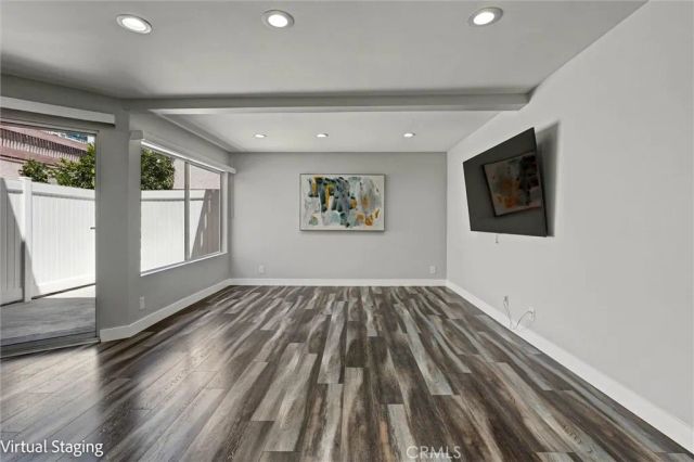 7924 Woodman Avenue 22, Panorama City, CA 91402