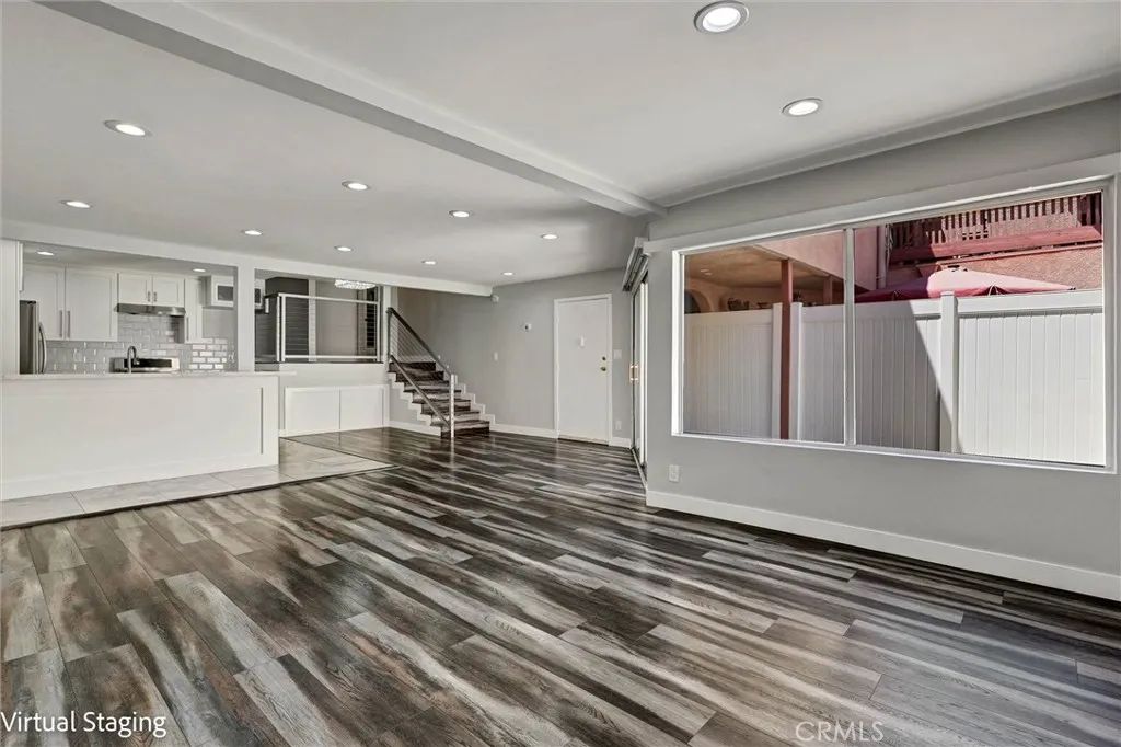 7924 Woodman Avenue 22, Panorama City, CA 91402