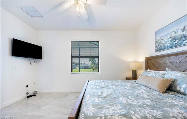 19573 Hinkley DR, Estero, FL 33928