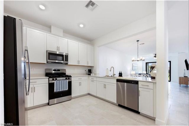 19573 Hinkley DR, Estero, FL 33928