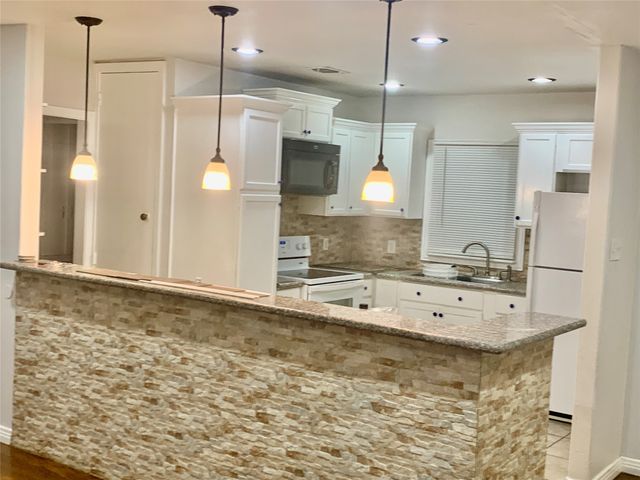 2051 Shortal Street, Dallas, TX 75217