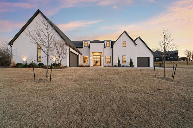 2700 Cherry Glen Drive, Jones, OK 73049