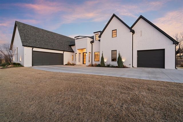 2700 Cherry Glen Drive, Jones, OK 73049