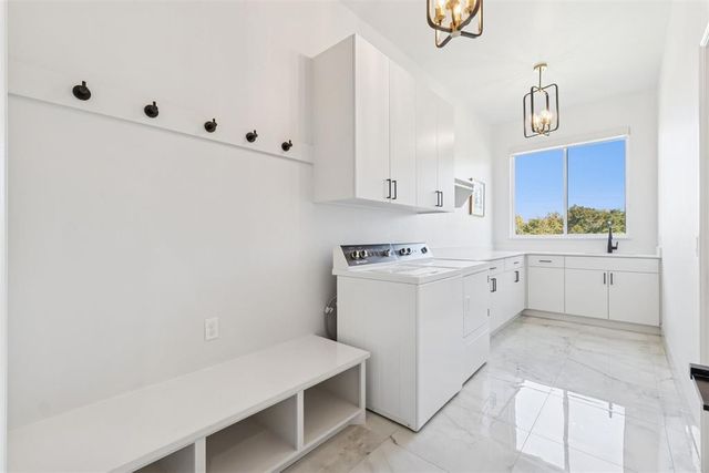 2700 Cherry Glen Drive, Jones, OK 73049