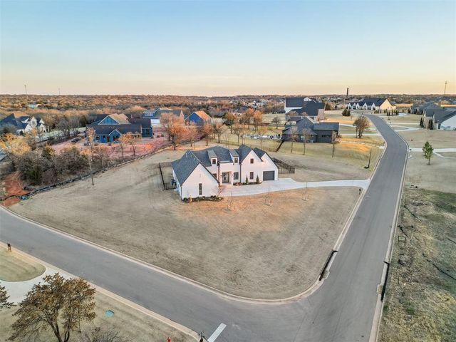 2700 Cherry Glen Drive, Jones, OK 73049