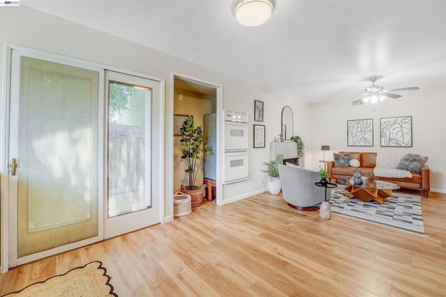 380 Springpark Cir, San Jose, CA 95136