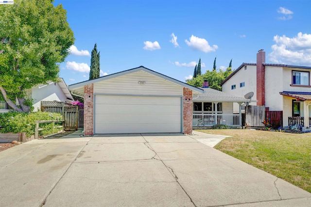 380 Springpark Cir, San Jose, CA 95136