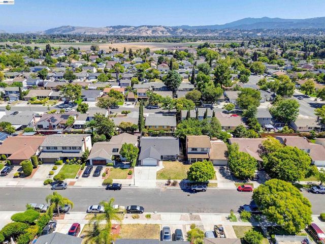 380 Springpark Cir, San Jose, CA 95136
