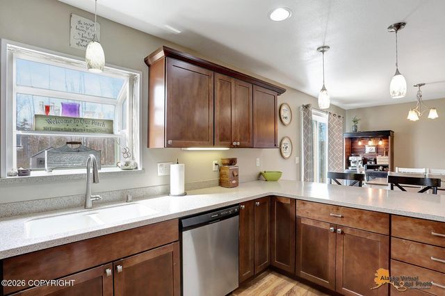 4966 W Slipstream Drive, Wasilla, AK 99623