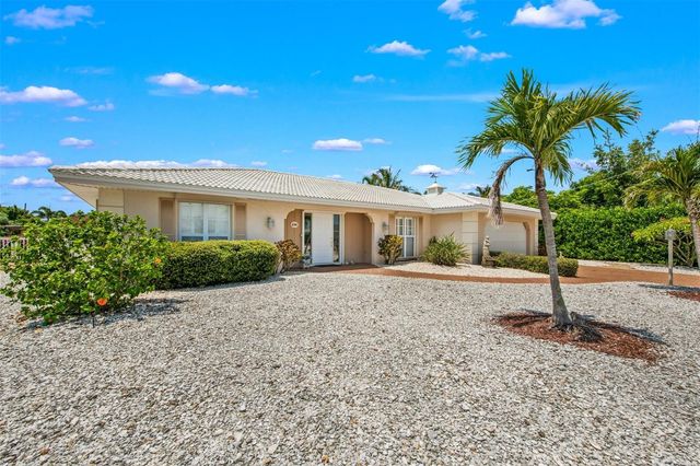 614 GLADSTONE LANE, Holmes Beach, FL 34217