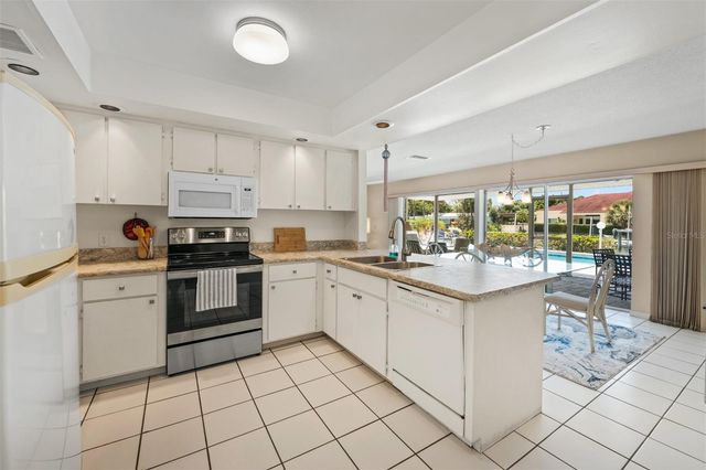 614 GLADSTONE LANE, Holmes Beach, FL 34217