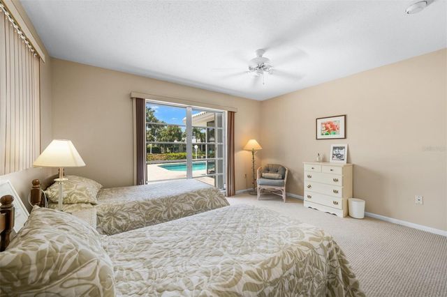 614 GLADSTONE LANE, Holmes Beach, FL 34217