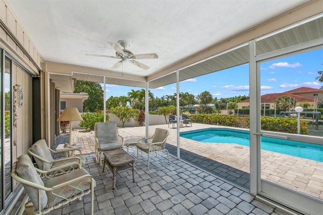 614 GLADSTONE LANE, Holmes Beach, FL 34217