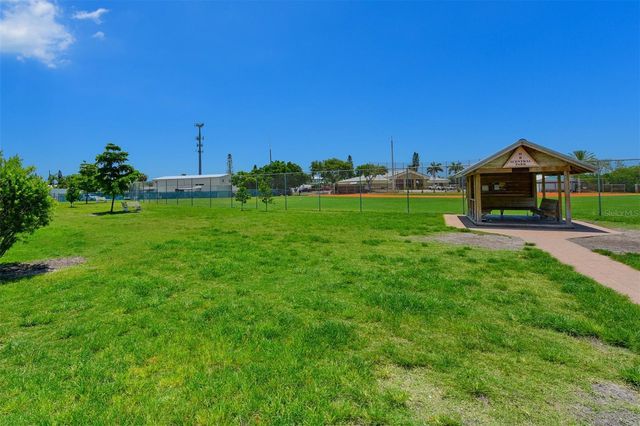 614 GLADSTONE LANE, Holmes Beach, FL 34217