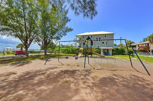 614 GLADSTONE LANE, Holmes Beach, FL 34217