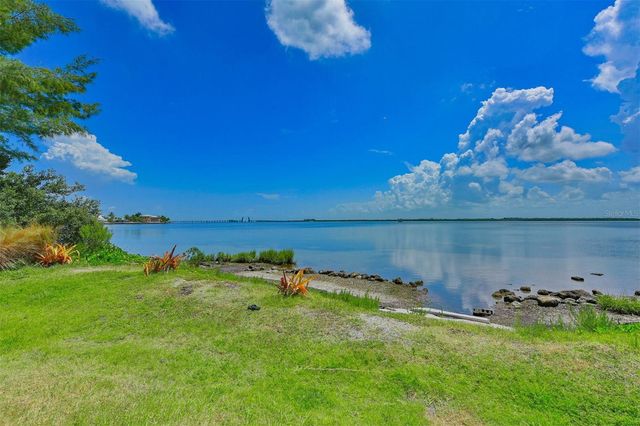 614 GLADSTONE LANE, Holmes Beach, FL 34217