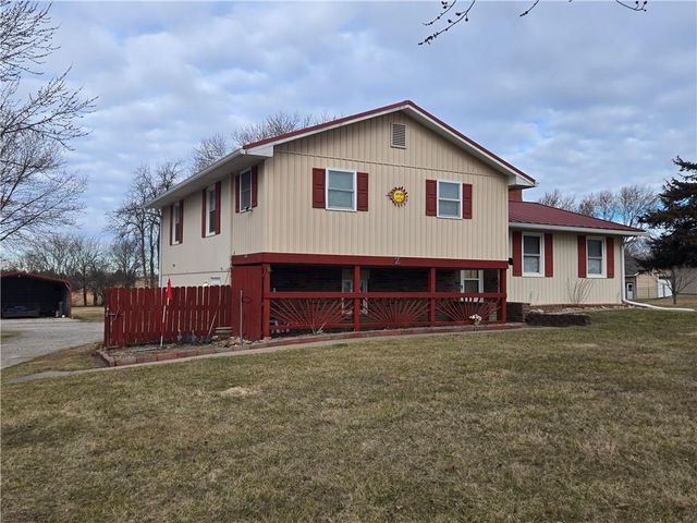 32188 Osawatomie Road, Paola, KS 66071