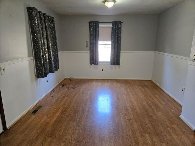 32188 Osawatomie Road, Paola, KS 66071