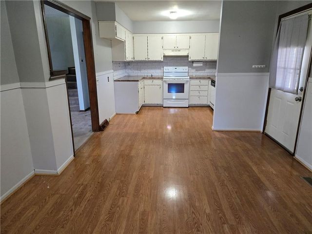32188 Osawatomie Road, Paola, KS 66071