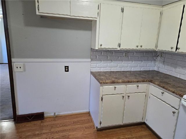 32188 Osawatomie Road, Paola, KS 66071