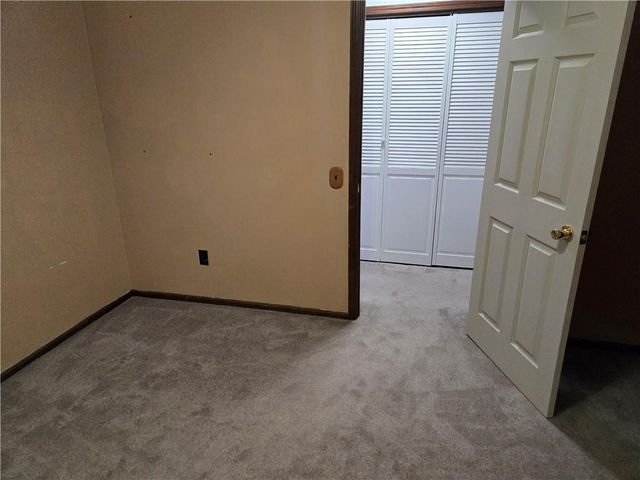 32188 Osawatomie Road, Paola, KS 66071