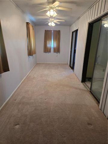 32188 Osawatomie Road, Paola, KS 66071