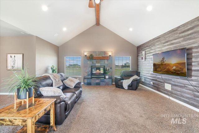 4036 N 2250 E, Filer, ID 83328