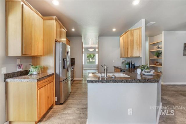 4036 N 2250 E, Filer, ID 83328