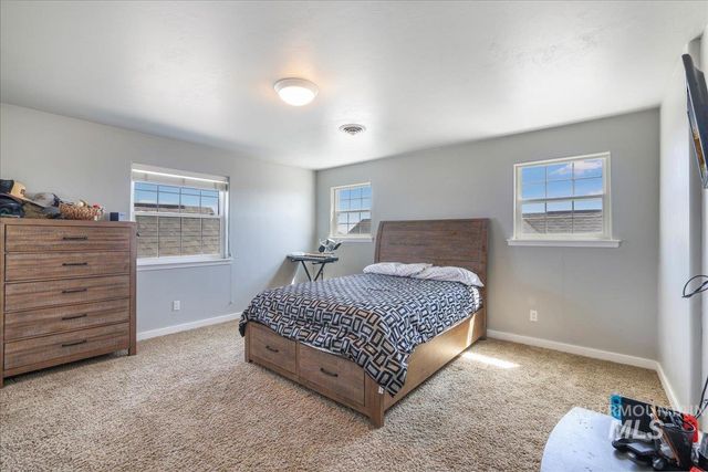 4036 N 2250 E, Filer, ID 83328