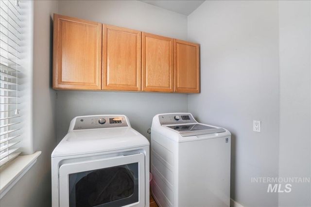 4036 N 2250 E, Filer, ID 83328